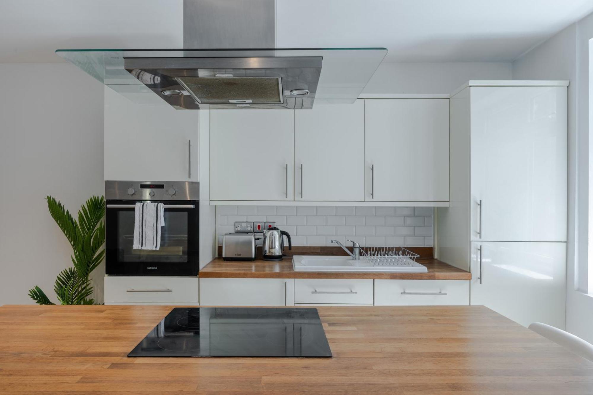 Stylish Two Bedroom Apartment By Central London With Garden Exterior foto